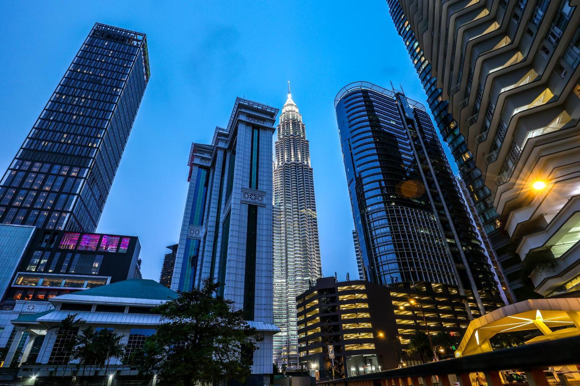 Calm Sojourn, Sky Suites Klcc Kuala Lumpur Exterior photo