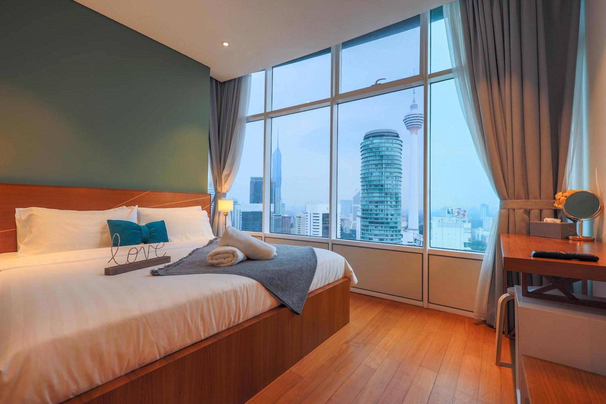 Calm Sojourn, Sky Suites Klcc Kuala Lumpur Exterior photo