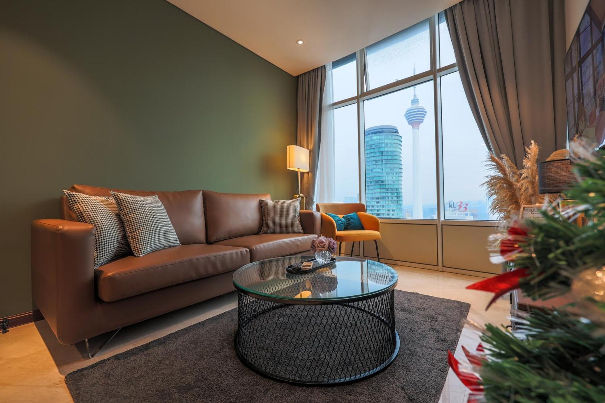 Calm Sojourn, Sky Suites Klcc Kuala Lumpur Exterior photo