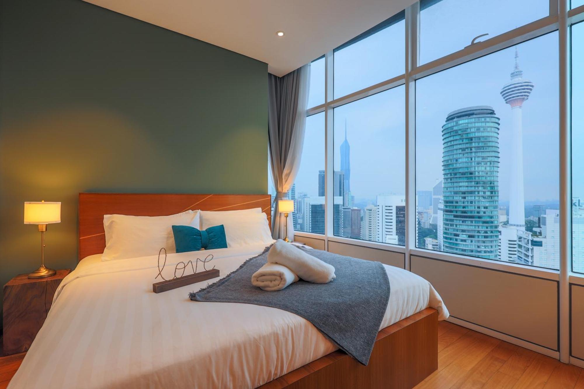 Calm Sojourn, Sky Suites Klcc Kuala Lumpur Exterior photo